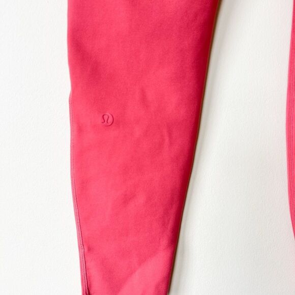 Lululemon Cut-Out Waist High-Rise Train Tight Legging - Picture 9 of 10